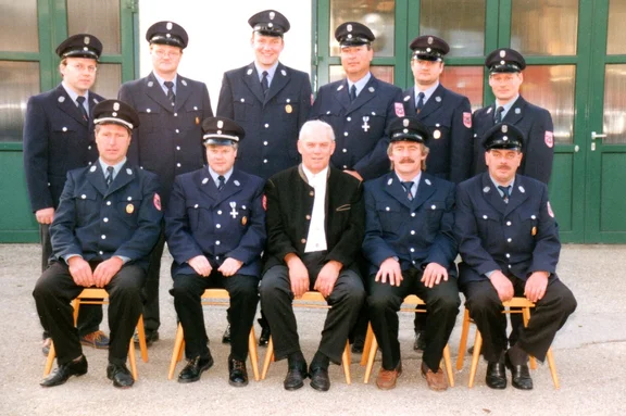 Festausschuss 2000.jpg