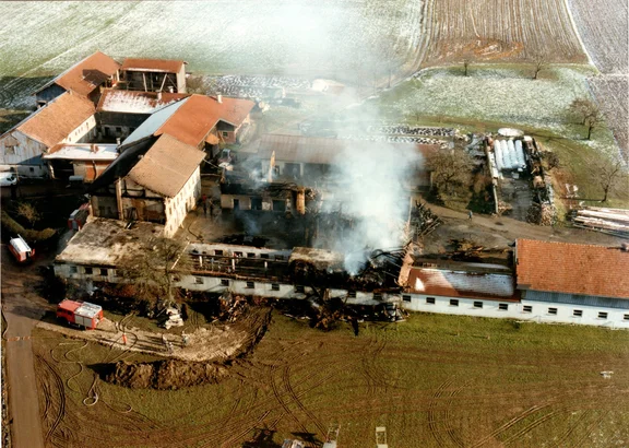 Brand Willertsham 1993 Foto 2.jpg